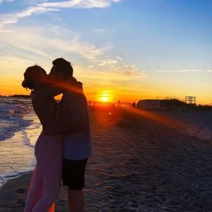 Meet your Posher, Dakota